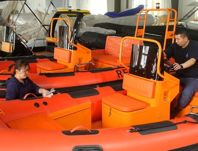 从“费”到“税”：地方附加税立法，央地财政关系重塑迈出重要一步