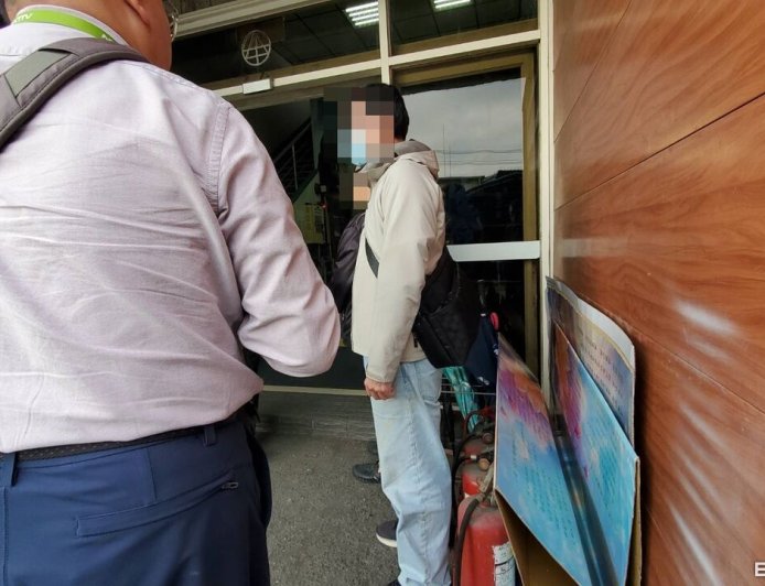 中壢外送員斷2截慘死！遭疑生前比中指　家屬心碎：搞不好在求救啊