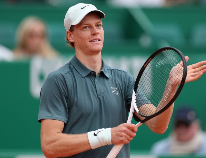 Jannik Sinner begins bid for Carlos Alcaraz’s No 1 ranking with 64-minute thrashing