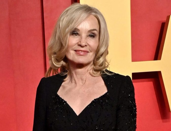 Jessica Lange Returns To Haunt ‘American Horror Story’