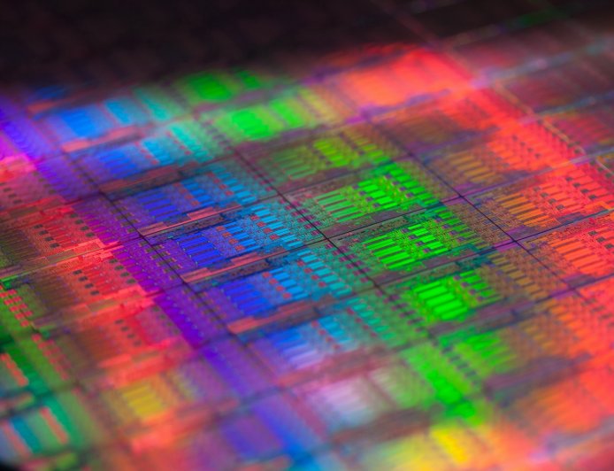 美拟拟对中国半导体产业升级出口管制 实施DUV光刻机出口禁令