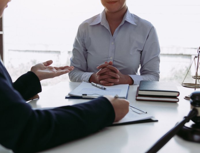 上市银行“反向讨薪”账本：中行三年追回超亿元，是成熟标志还是被动之举？