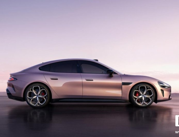 小米汽车：未来 YU7 全系车型也将通过 OTA 推送车外语音泊出功能