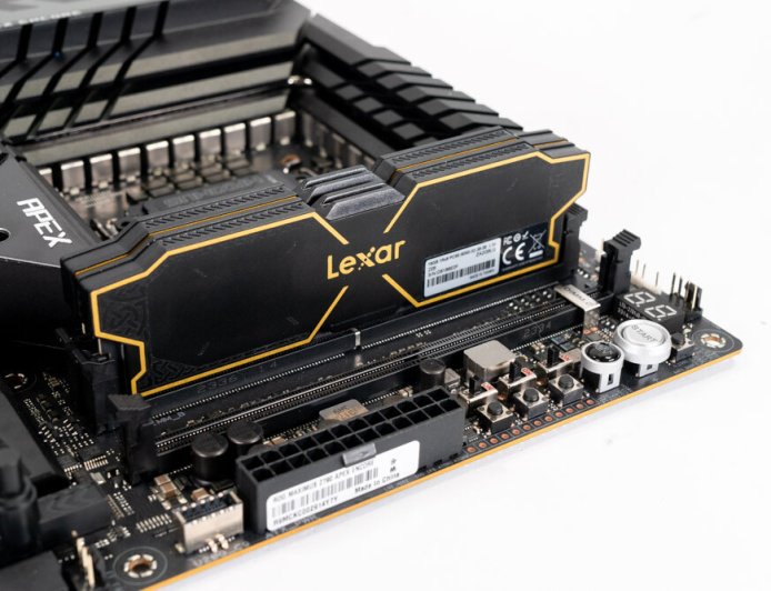 雷克沙：游戏玩家宁可砍内存，也不愿接受 512GB 以下固态硬盘