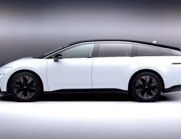 福特三排座纯电SUV原型车曝光 定位“高铁级”座驾