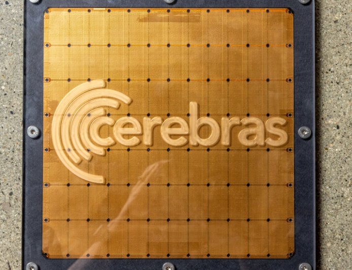 人工智能芯片制造商 Cerebras 启动美股 IPO，挑战英伟达