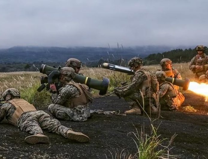 查获1枚反坦克导弹！美军19岁士兵倒卖弹药超200万发，卖给谁了？