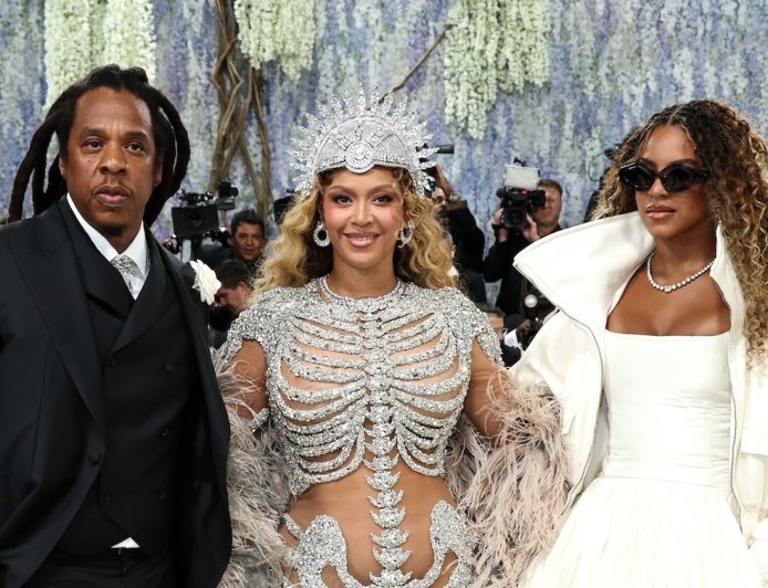 Beyonce Returns for 1st Met Gala in 10 Years, Brings Daughter Blue Ivy