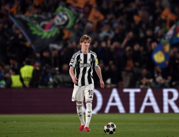 Barcelona enter the race for Newcastle’s €80m ace as Bayern Munich move first