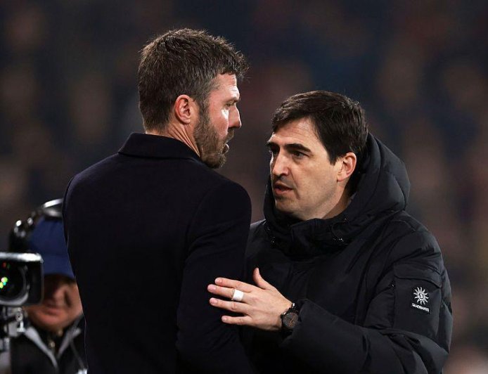 'Not an obvious or easy decision' - have your say on Carrick v Iraola