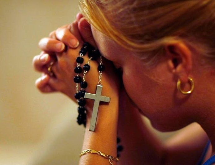 Gen Z flocking to Catholic churches in NYC for youth groups, social events amid conversion boom