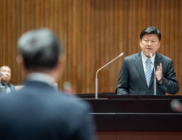 「再吵我就退黨！」陳雪生怒轟軍購內鬥　賴士葆：多數立委支持8千億版本