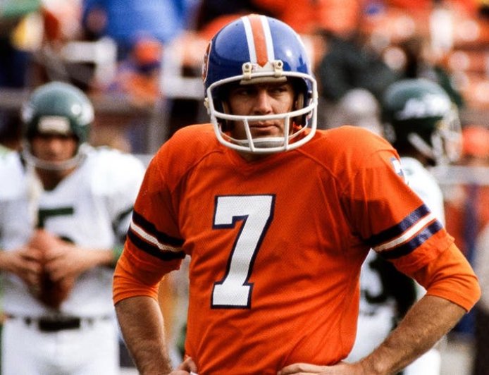 Craig Morton, quarterback who led the Broncos to their first Super Bowl appearance, dead at 83
