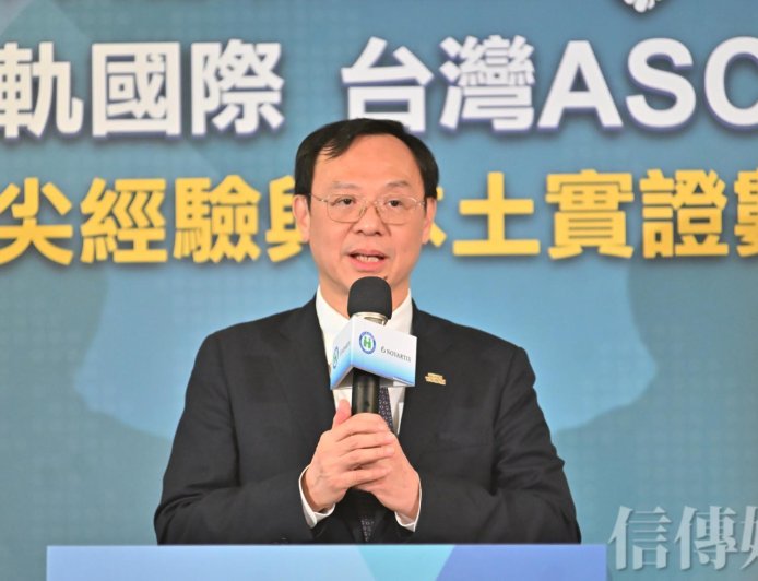 三班護病比入法掀爭議》石崇良喊「安全著陸」　護師工會批再拖2年是跳票