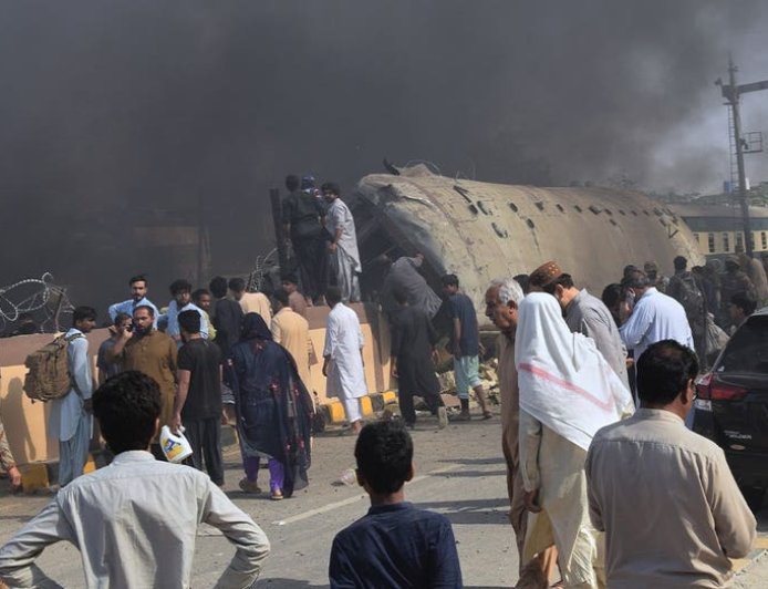 Deadly suicide blast rips through Pakistan train route, killing at least 23