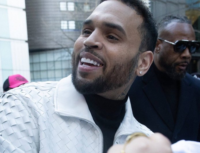 ‘Disgusting’ Chris Brown Dragged After Receiving Honorary Doctorate