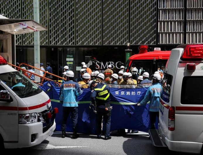 男子在东京银座购物区喷洒不明物 约20人身体不适