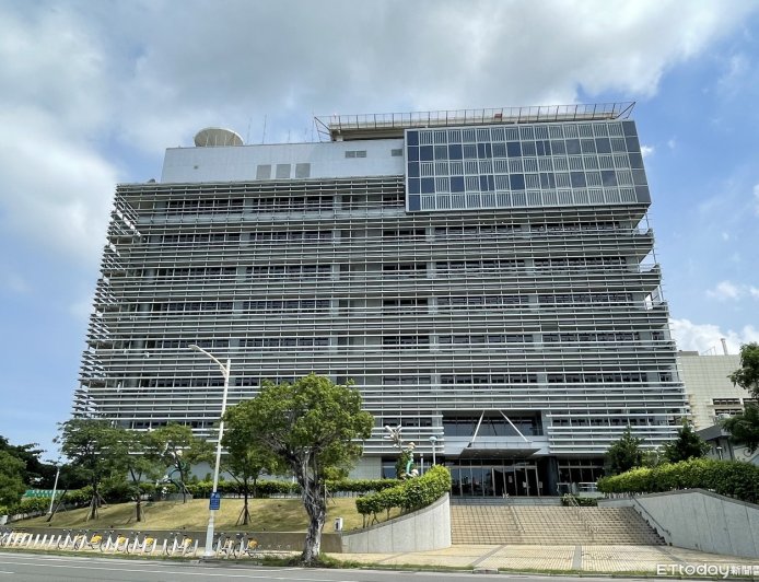 高雄消防基層怒了！白喬茵揭冷氣遭斷電...高層竟忙著「抓內鬼」