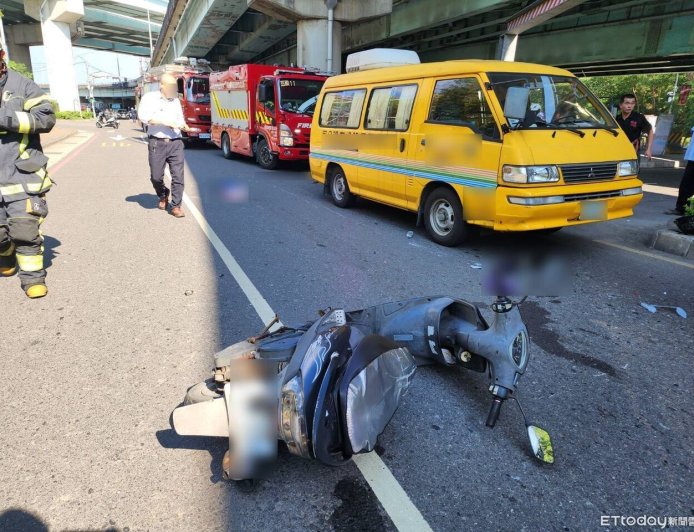 快訊／新北嚴重車禍！女騎士被壓中華電信工程車底…送醫不治
