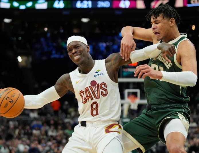 Report: Cavaliers trade Schroder and cash to Hornets for Mann